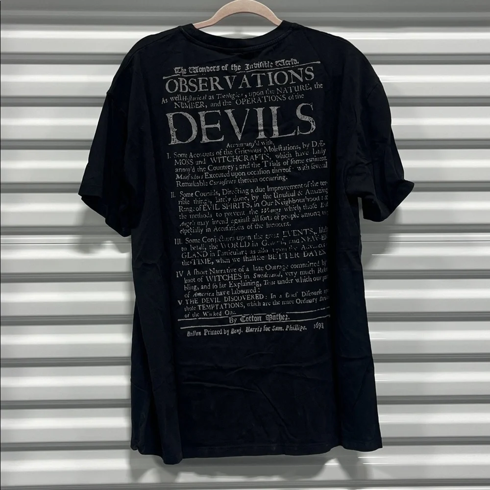 Disturbia Memento Mori Tee - Picture 3 of 6